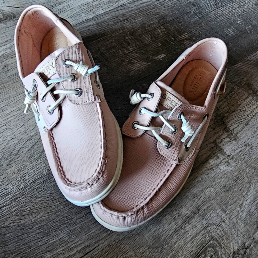 Sperry - Women's Size 9 - Varsity Pink.